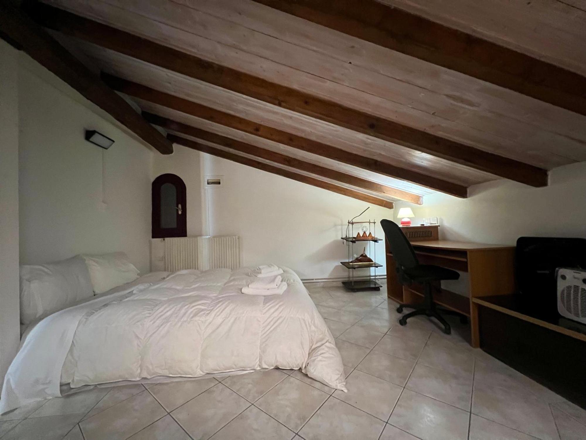 Σοφιτα Ξυλο Μεταλο Γυαλι Apartment Alykes Potamou Exterior photo